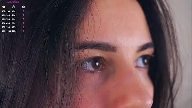 Snapshot of Holla_Molly chatting on March 16, 2025, 11:49 am Holla Molly online show from March 16, 2025, 11:49 am