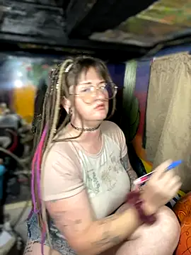 Snapshot of 1-800-FUCKYOU chatting on September 10, 2025, 5:28 am 1-800-FUCKYOU online show from September 10, 2025, 5:28 am