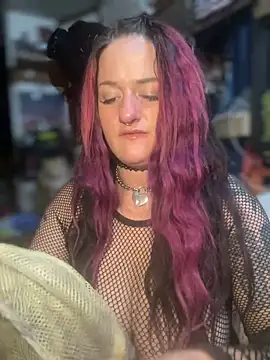 Snapshot of 1-800-FUCKYOU chatting on January 21, 2025, 6:33 am 1-800-FUCKYOU online show from January 21, 2025, 6:33 am