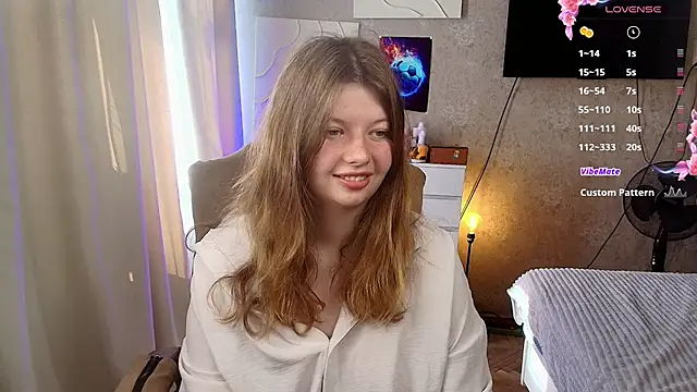 Snapshot of Vivian_cutie chatting on July 16, 2026, 12:35 pm Vivian cutie online show from July 16, 2026, 12:35 pm