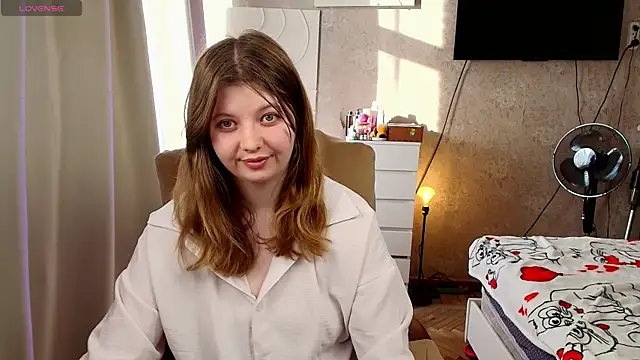 Vivian cutie online show from May 1, 2026, 3:39 pm