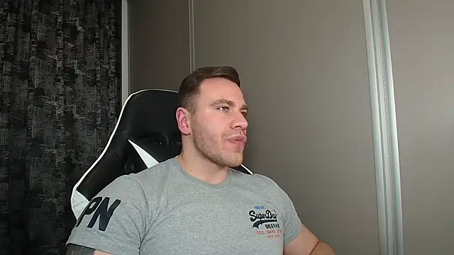 Thori92 online show from February 25, 2026, 8:19 pm