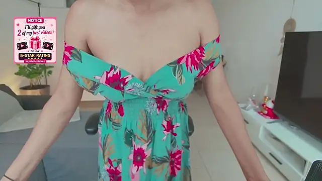 Therainqueen online show from May 5, 2026, 9:34 am