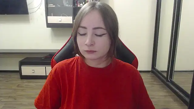 Snapshot of Laralianna chatting on December 21, 2024, 8:21 pm Laralianna online show from December 21, 2024, 8:21 pm