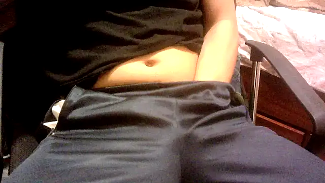 fucofplz online show from October 11, 2025, 6:42 pm