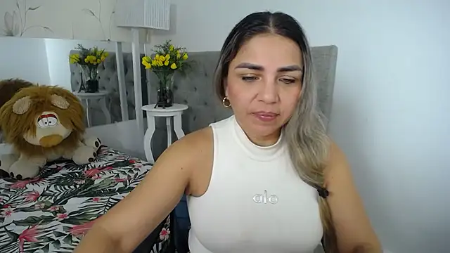 Snapshot of cum_bigass chatting on July 27, 2026, 12:23 pm cum bigass online show from July 27, 2026, 12:23 pm