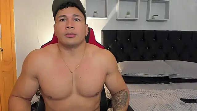 Snapshot of tyler_hank01 chatting on April 29, 2026, 8:48 pm tyler hank01 online show from April 29, 2026, 8:48 pm