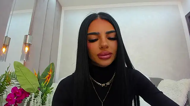 Britney Charm  online show from March 6, 2026, 7:25 am