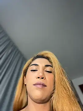 Snapshot of TastyTrap_18 chatting on December 3, 2025, 4:24 am TastyTrap 18 online show from December 3, 2025, 4:24 am