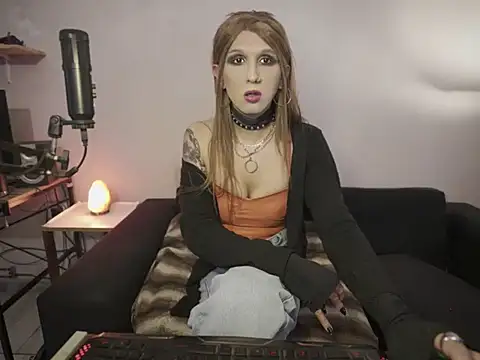 Snapshot of brenda_nataliaok chatting on March 16, 2026, 5:04 am brenda nataliaok online show from March 16, 2026, 5:04 am