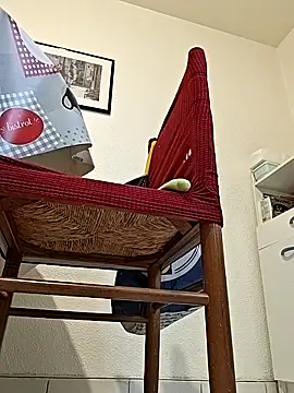 Snapshot of sile2000nou chatting on December 14, 2025, 8:09 am sile2000nou online show from December 14, 2025, 8:09 am