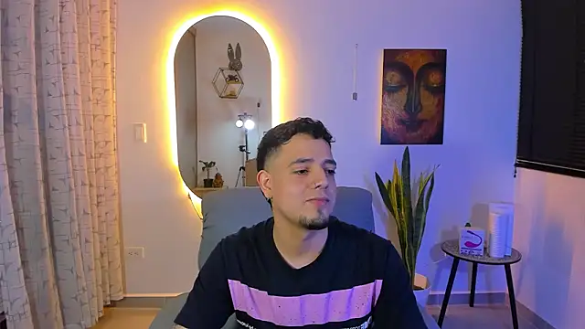 alejandro calderon1 online show from March 21, 2026, 6:58 am