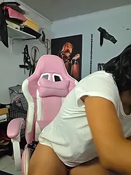 Snapshot of Hannah-grace chatting on November 27, 2025, 10:16 am Hannah-grace online show from November 27, 2025, 10:16 am