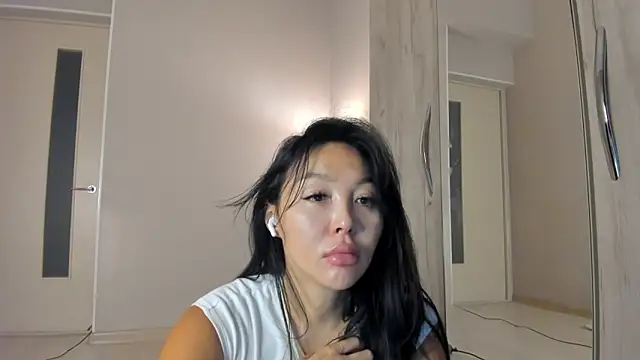 keiko hot online show from April 26, 2026, 3:15 am