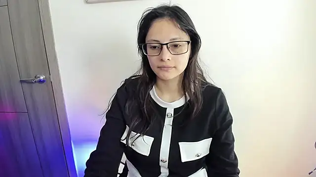 Kyomi chang online show from July 4, 2026, 12:43 pm