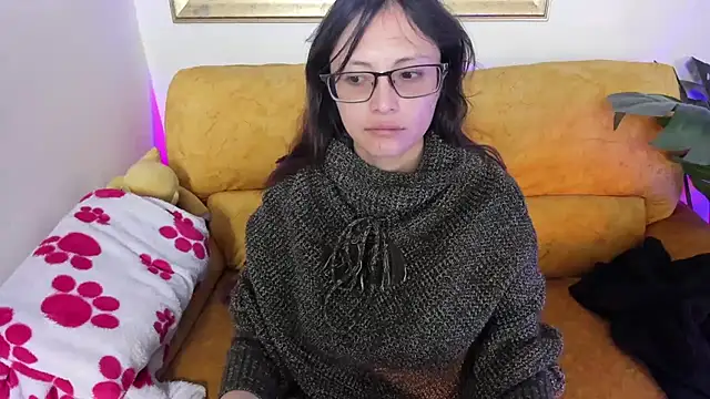 Snapshot of Kyomi_chang chatting on June 4, 2026, 12:54 pm Kyomi chang online show from June 4, 2026, 12:54 pm