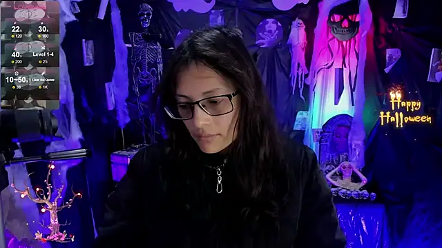 Kyomi chang online show from November 4, 2025, 1:04 pm