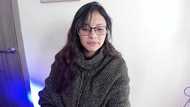 Kyomi chang online show from July 6, 2026, 1:07 pm