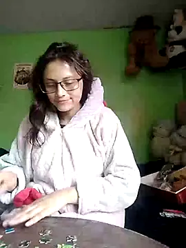 Kyomi chang online show from October 8, 2025, 12:39 pm