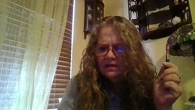 Snapshot of DestineeLoverGirl chatting on March 25, 2026, 2:16 pm DestineeLoverGirl online show from March 25, 2026, 2:16 pm