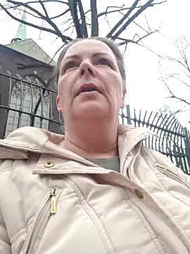 Snapshot of saharaheiss chatting on March 1, 2025, 9:40 am saharaheiss online show from March 1, 2025, 9:40 am