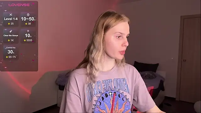 Snapshot of Chanel_Gill chatting on March 22, 2025, 4:04 pm Chanel Gill online show from March 22, 2025, 4:04 pm