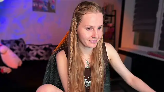 Snapshot of Chanel_Gill chatting on December 4, 2025, 7:24 pm Chanel Gill online show from December 4, 2025, 7:24 pm