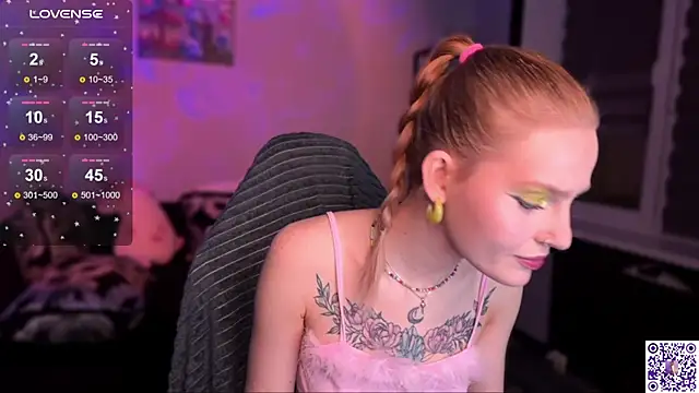 Snapshot of Chanel_Gill chatting on November 21, 2025, 7:46 pm Chanel Gill online show from November 21, 2025, 7:46 pm