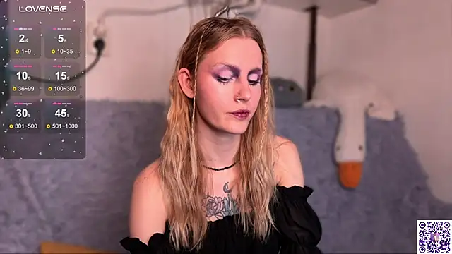 Snapshot of Chanel_Gill chatting on October 26, 2025, 6:41 pm Chanel Gill online show from October 26, 2025, 6:41 pm