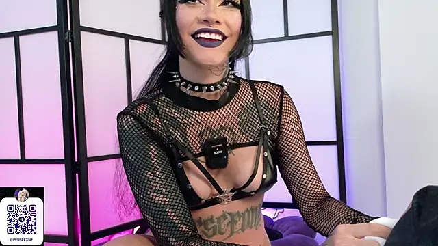 damnliciousss online show from May 16, 2026, 11:37 pm