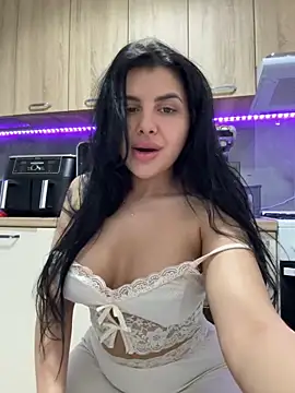 Snapshot of Scarlett-Dream chatting on April 25, 2026, 6:49 am Scarlett-Dream online show from April 25, 2026, 6:49 am