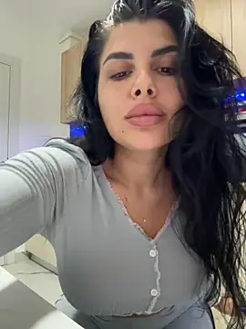 Snapshot of Scarlett-Dream chatting on May 14, 2026, 5:15 am Scarlett-Dream online show from May 14, 2026, 5:15 am