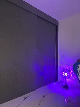 Snapshot of stormyy_ chatting on October 22, 2025, 11:36 pm stormyy online show from October 22, 2025, 11:36 pm