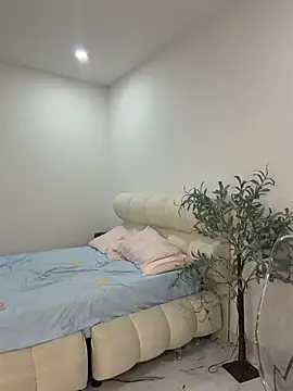 stormyy  online show from April 22, 2026, 12:39 am