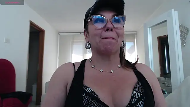 Myrnasexxx online show from May 9, 2026, 3:15 pm