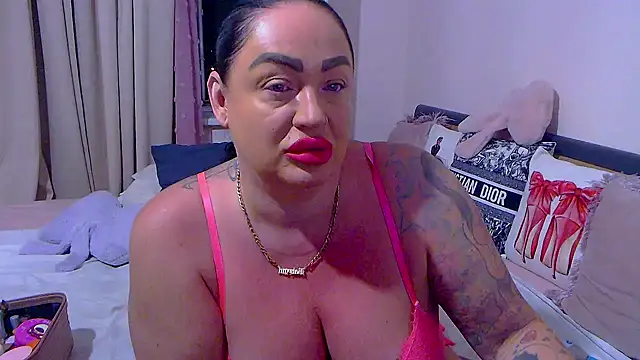 Snapshot of BustyVicky chatting on July 12, 2026, 9:26 pm BustyVicky online show from July 12, 2026, 9:26 pm
