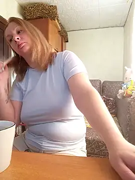 Snapshot of BustyBlond chatting on July 6, 2026, 3:57 am BustyBlond online show from July 6, 2026, 3:57 am