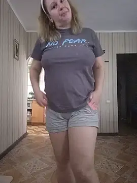 Snapshot of BustyBlond chatting on July 9, 2026, 4:28 pm BustyBlond online show from July 9, 2026, 4:28 pm