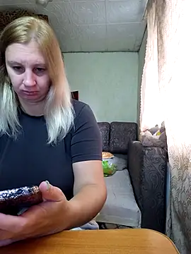 BustyBlond online show from October 10, 2025, 1:12 pm