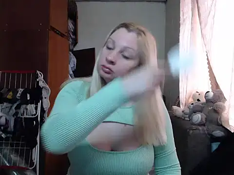 BustyBlond online show from March 18, 2025, 5:56 am