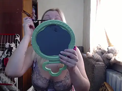 BustyBlond online show from March 14, 2025, 5:59 am