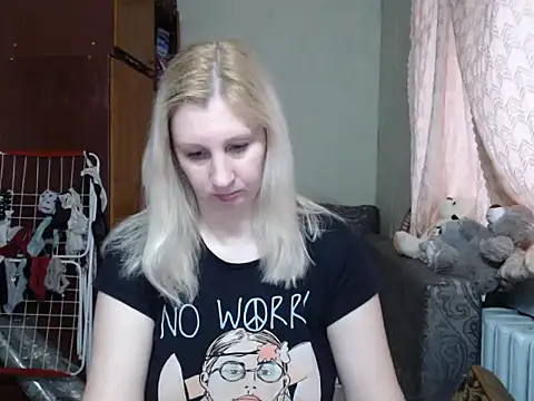 BustyBlond online show from March 13, 2025, 3:17 pm