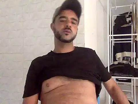 SMOKERBEASTBR online show from March 9, 2026, 5:16 pm