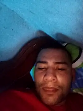 EISONREINA11 online show from November 5, 2025, 2:20 pm