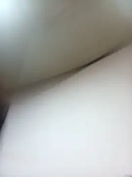 EISONREINA11 online show from November 16, 2025, 1:49 pm