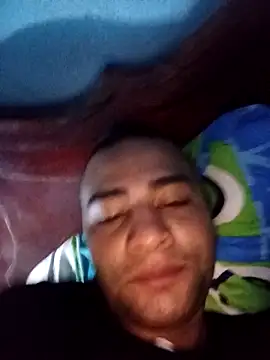 EISONREINA11 online show from November 4, 2025, 1:15 pm