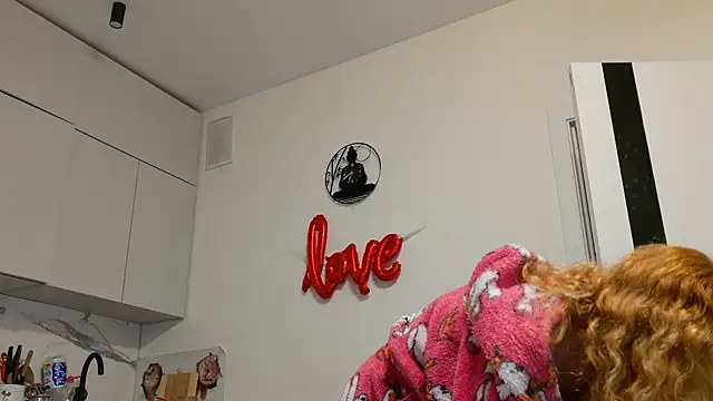 Snapshot of Simabigsmile chatting on February 7, 2026, 3:42 pm Simabigsmile online show from February 7, 2026, 3:42 pm