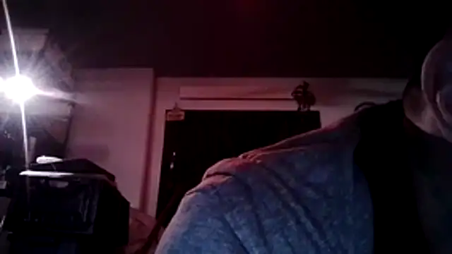 htk1975 online show from December 22, 2025, 1:00 pm