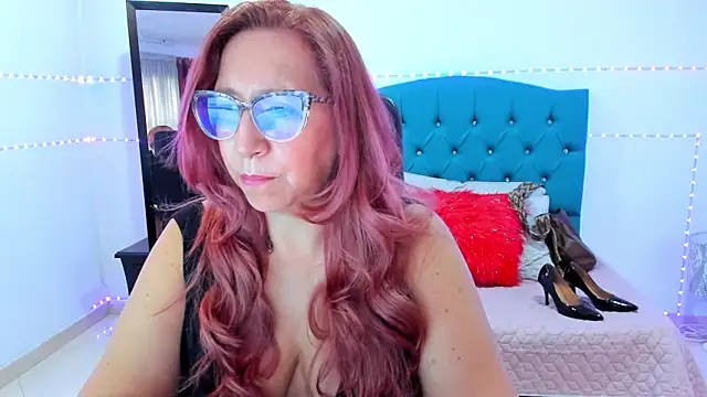 vaalery sweet online show from February 11, 2025, 7:27 pm