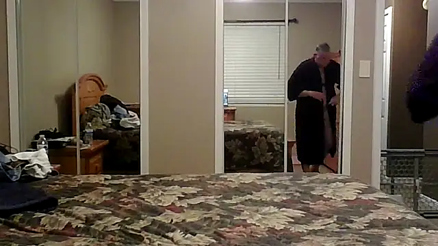 Snapshot of takeitall101 chatting on November 12, 2025, 11:19 pm takeitall101 online show from November 12, 2025, 11:19 pm